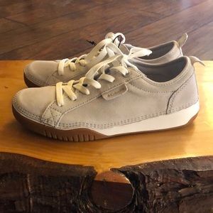 Brand New Women’s Columbia Sneakers size 9.5